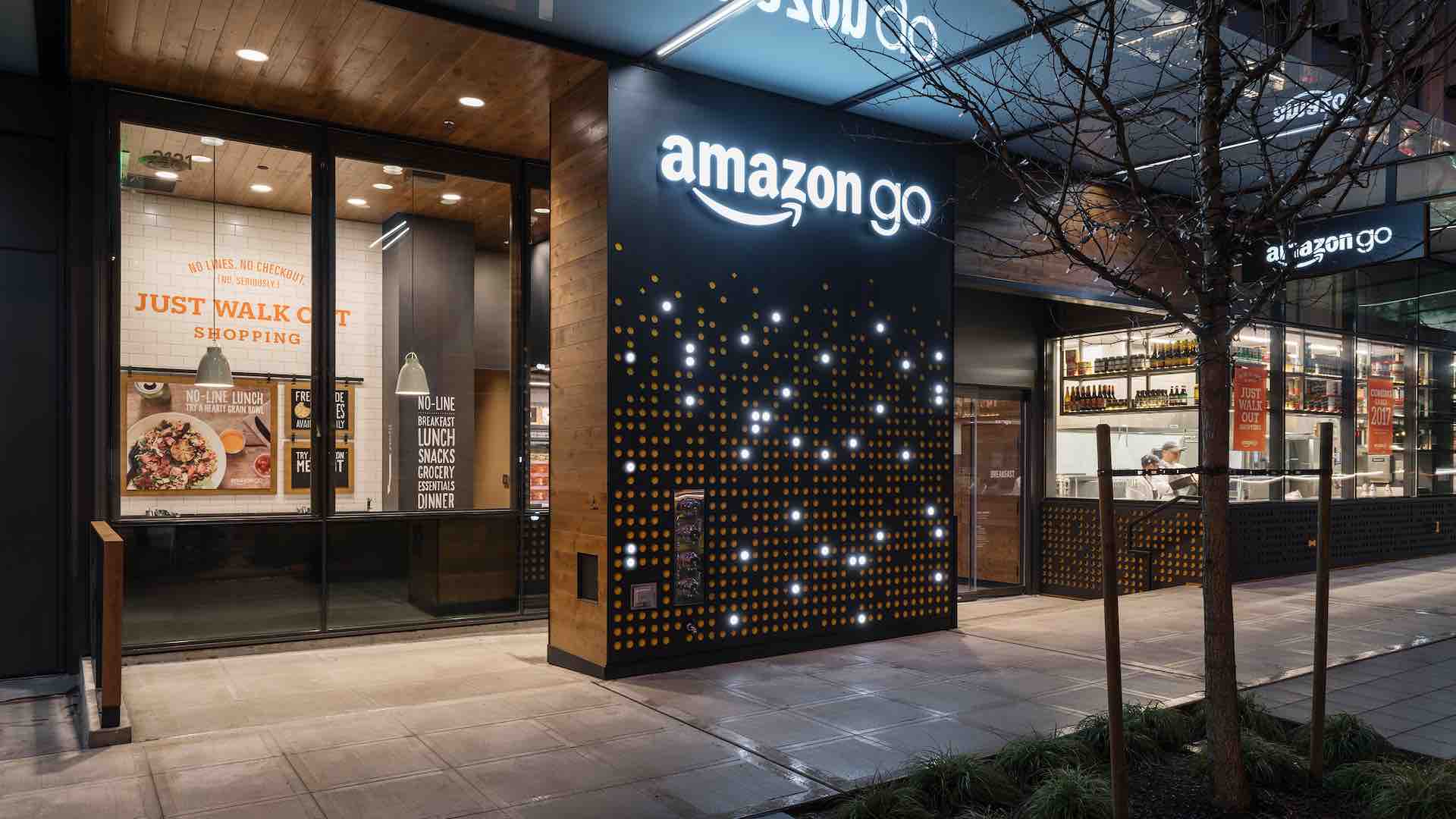 Amazon pushes for office attendance, sparking global debate